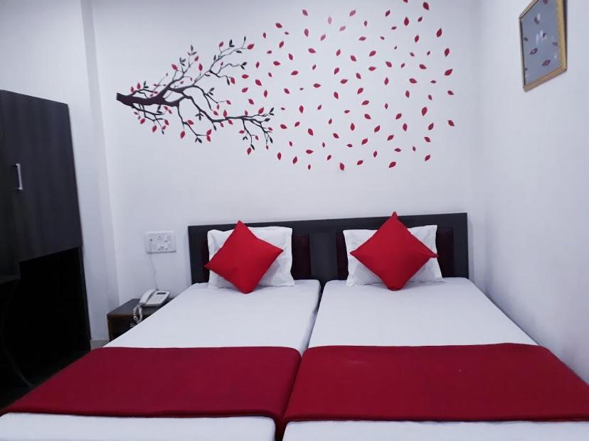 Hotel Executive Inn Hailakandi Room photo